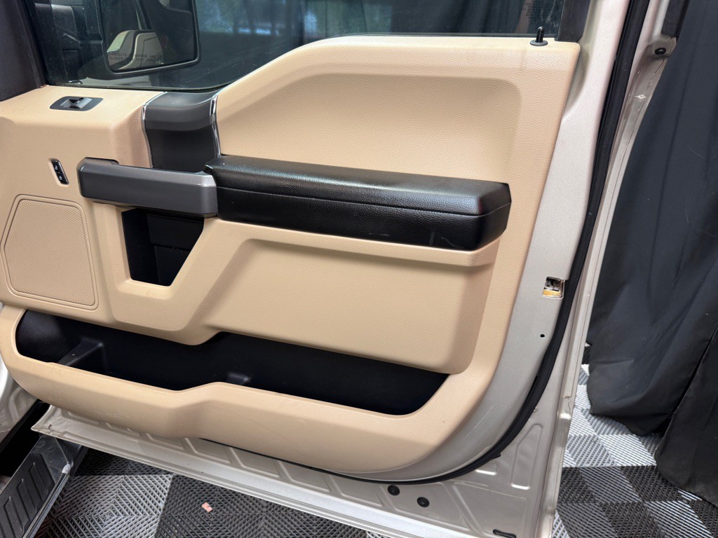 2017 Ford F-150 Image 20