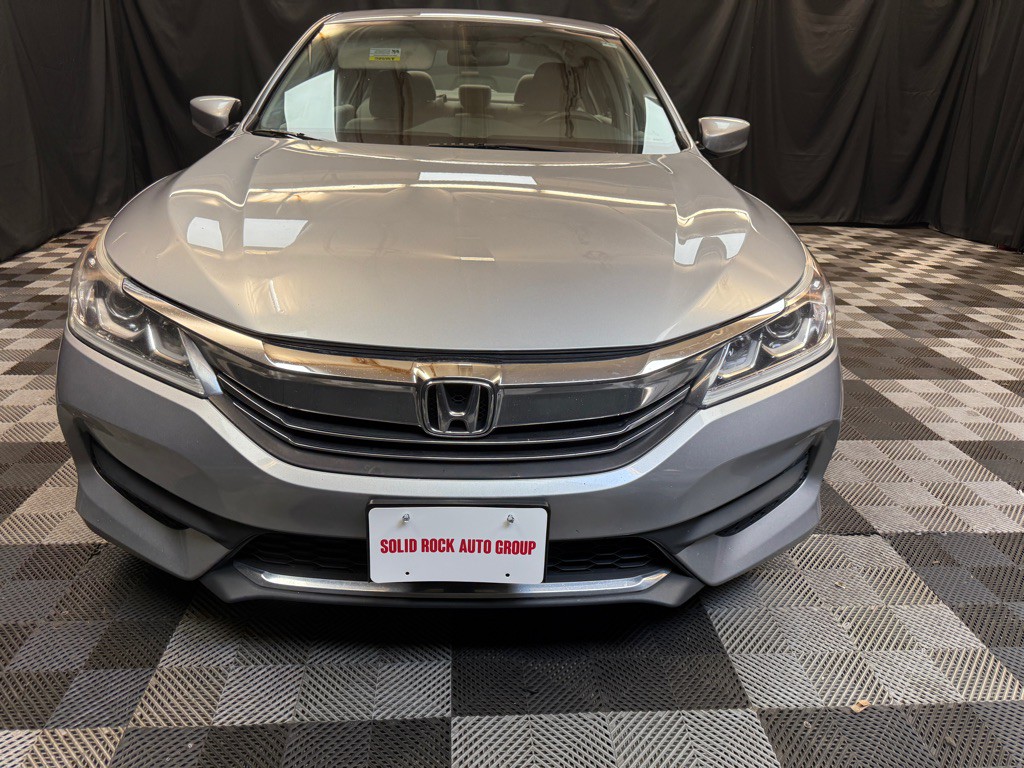 2016 Honda Accord Image 2