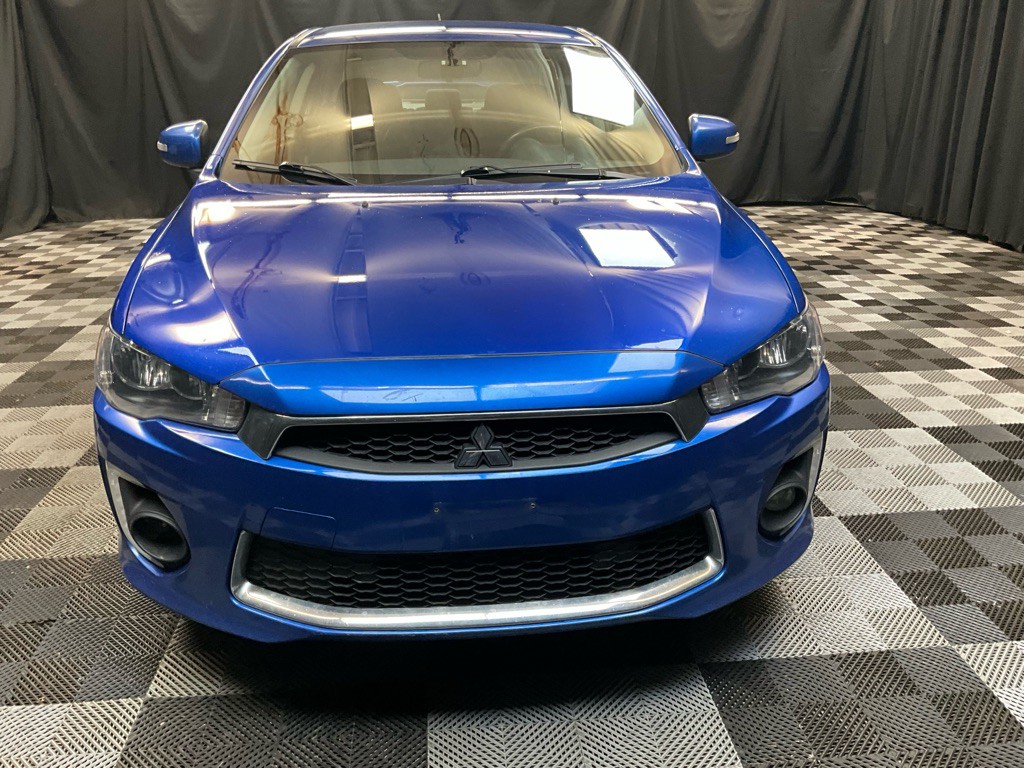 2017 Mitsubishi Lancer Image 2