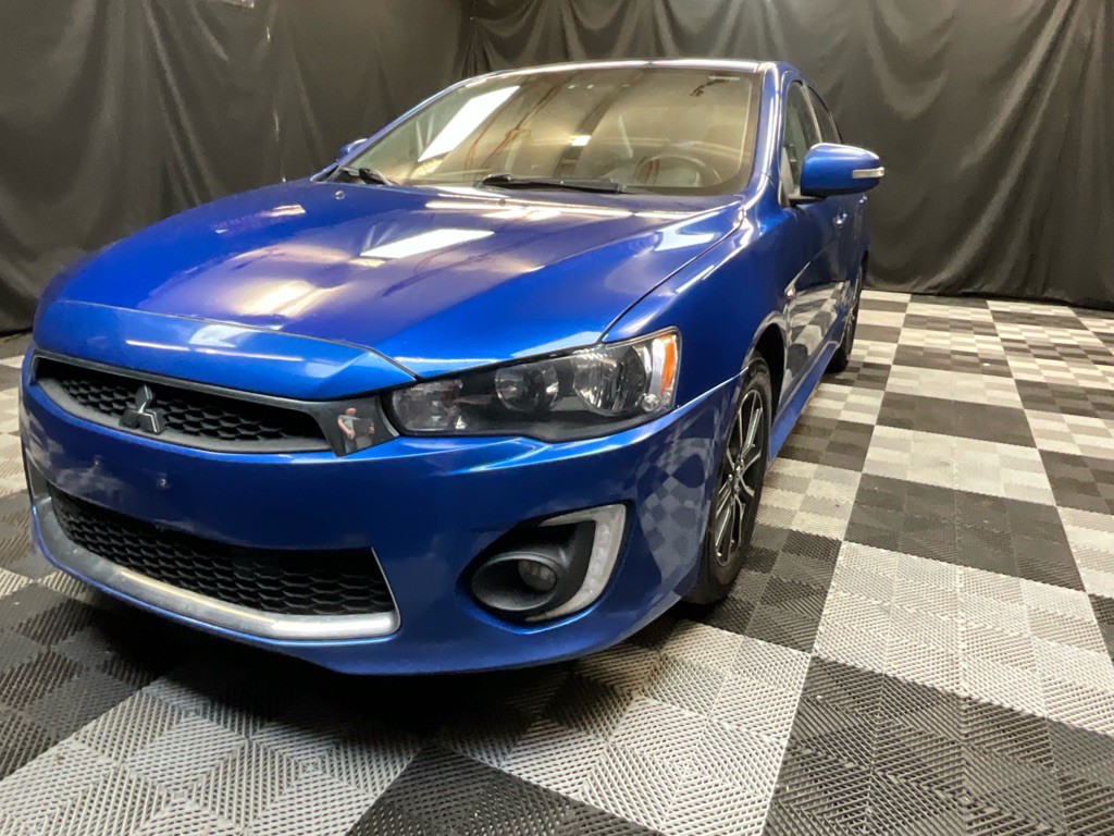 2017 Mitsubishi Lancer Image 3