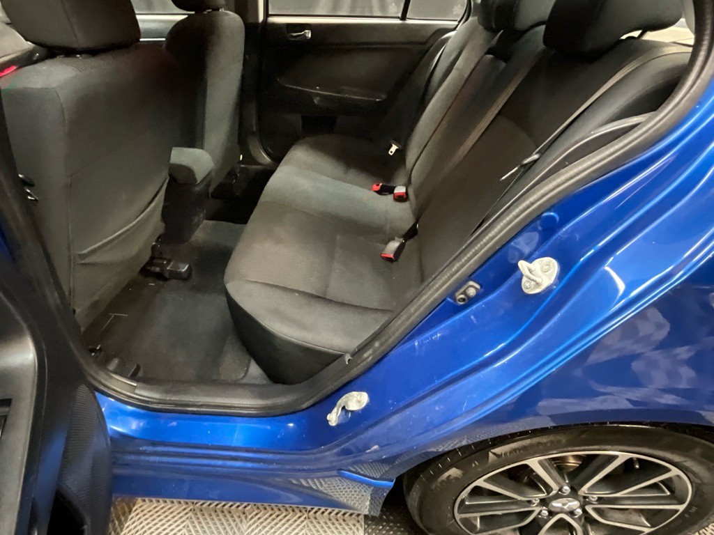 2017 Mitsubishi Lancer Image 13