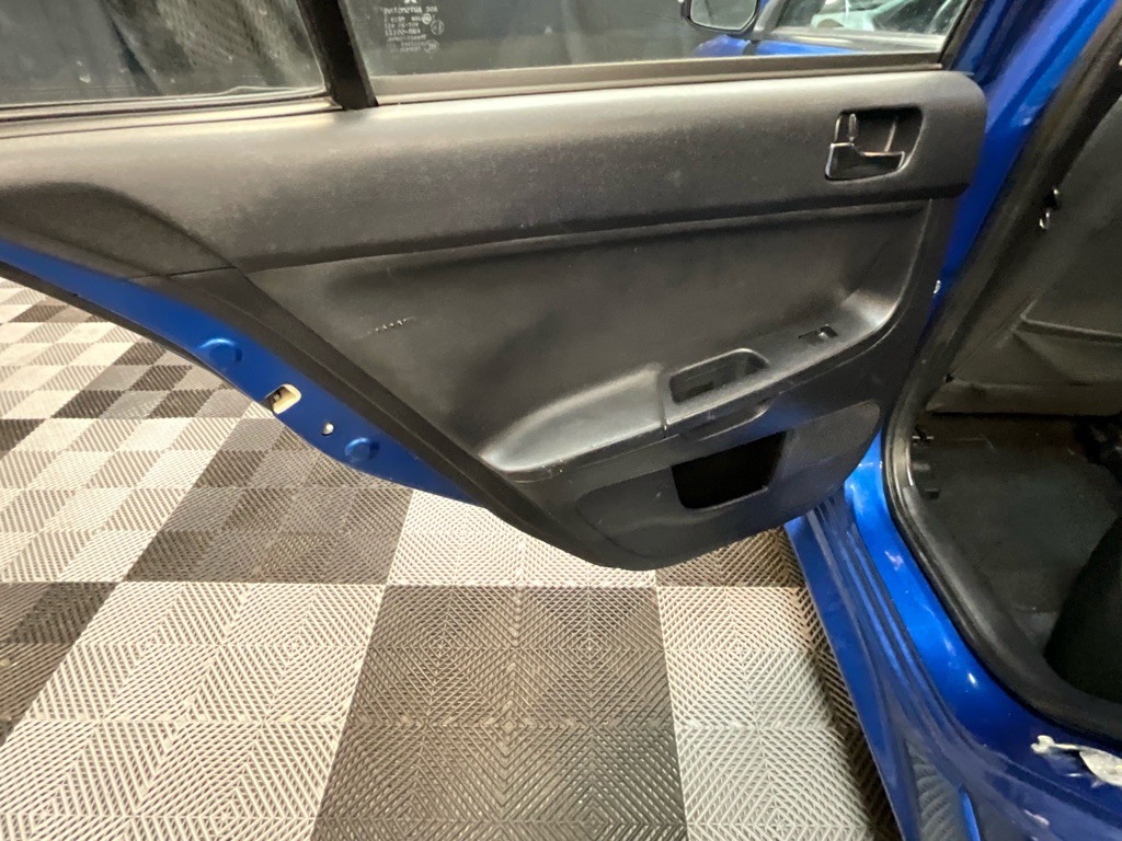 2017 Mitsubishi Lancer Image 14