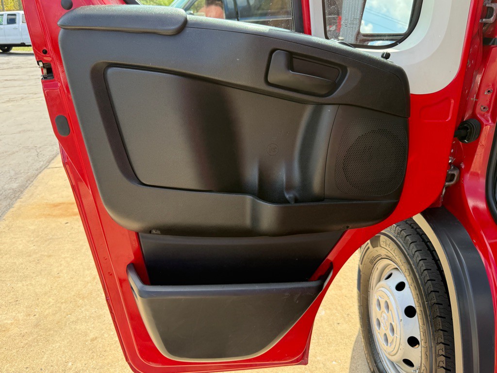 2014 RAM Promaster Image 13