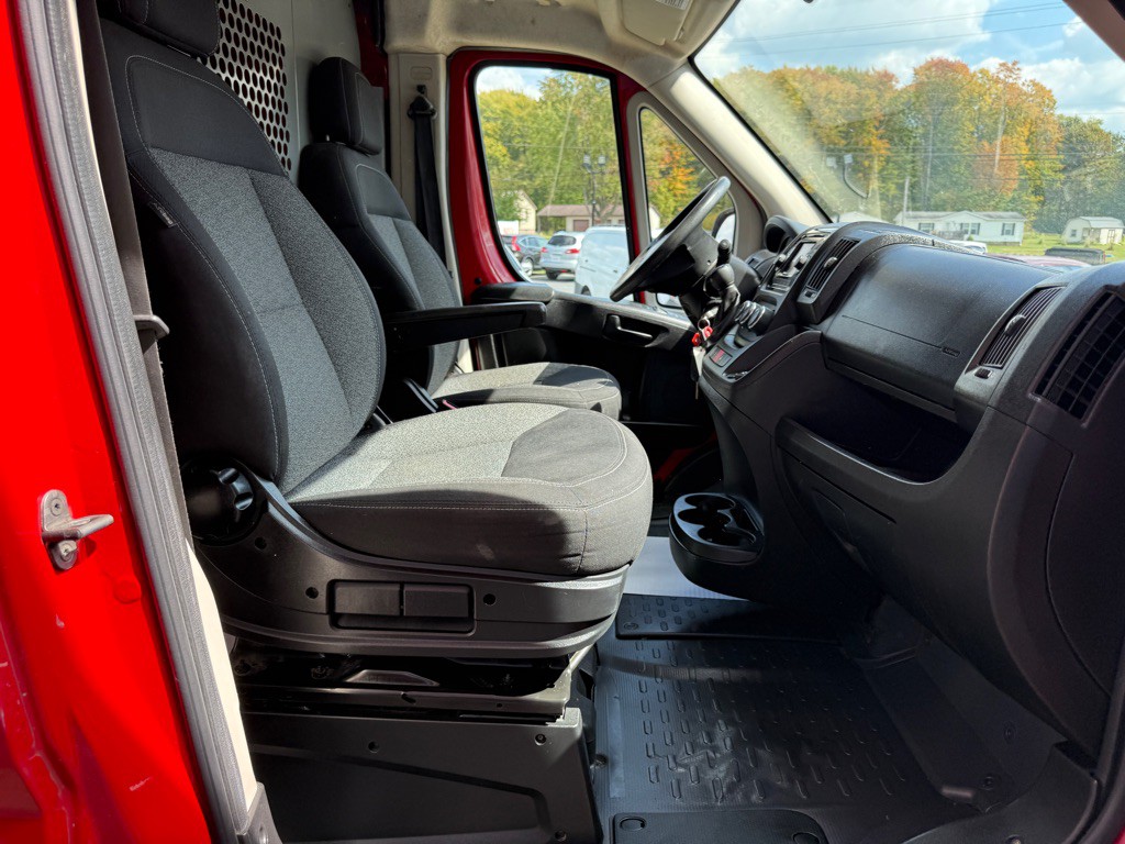 2014 RAM Promaster Image 17