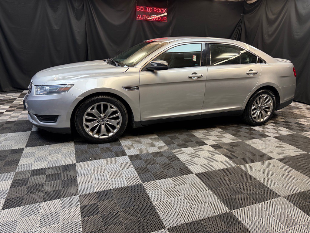 2014 Ford Taurus Image 5