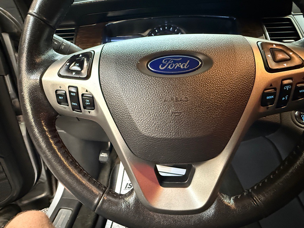 2014 Ford Taurus Image 12