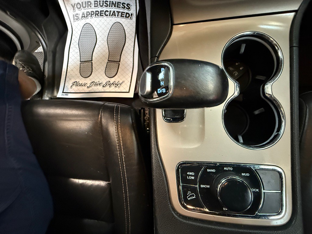 2015 Jeep Grand Cherokee Image 11
