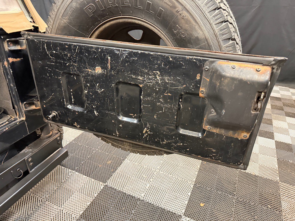 1991 Jeep Wrangler Image 15