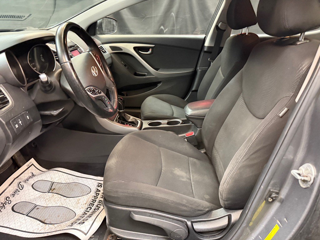 2016 Hyundai Elantra Image 6