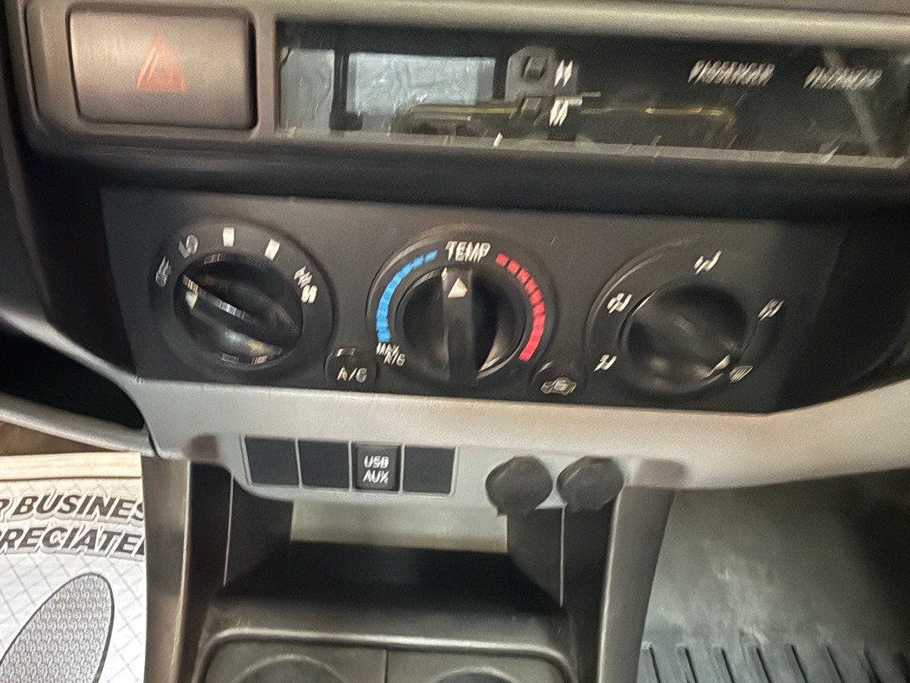 2013 Toyota Tacoma Image 12