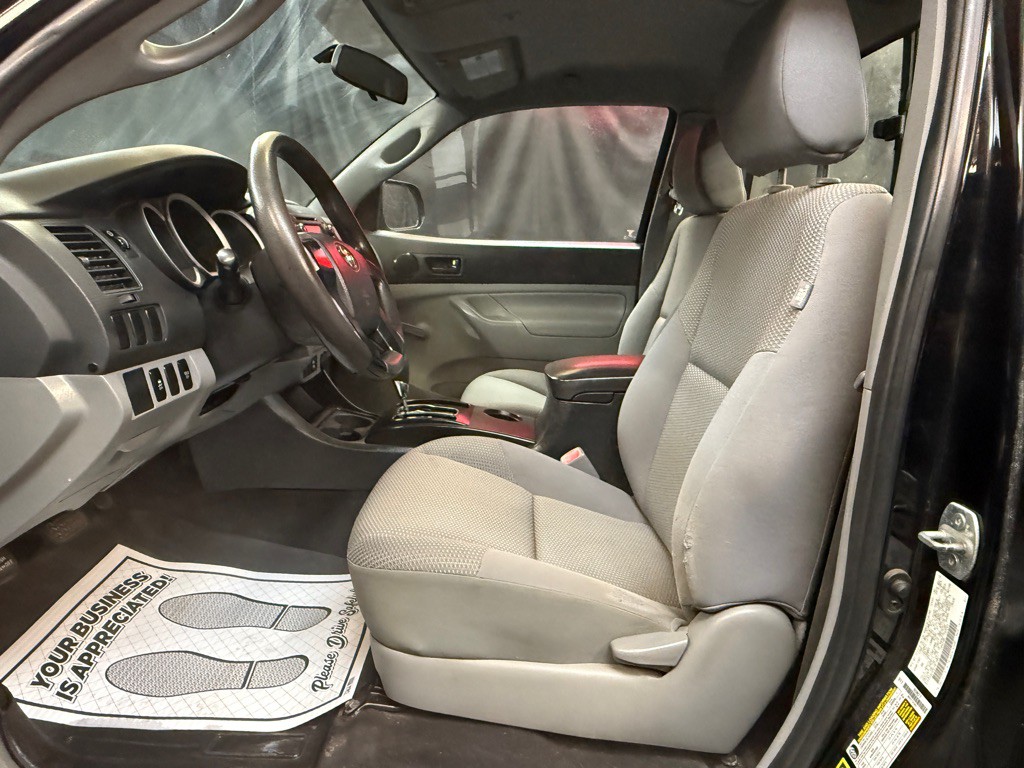 2013 Toyota Tacoma Image 15
