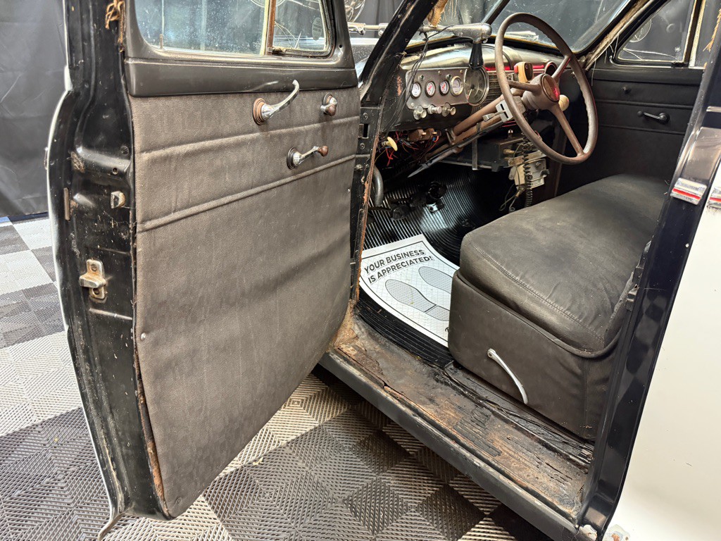 1941 Chevrolet Deluxe Image 8