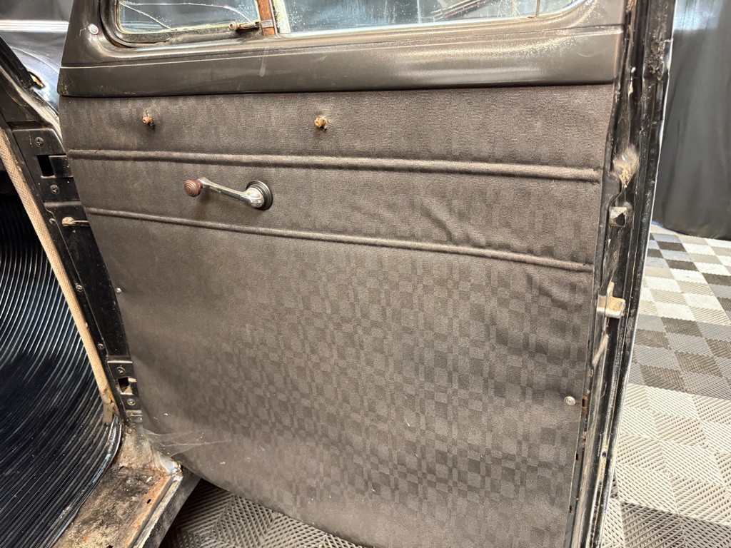 1941 Chevrolet Deluxe Image 20