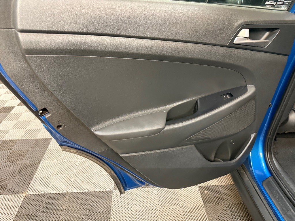 2019 Hyundai Tucson Image 17