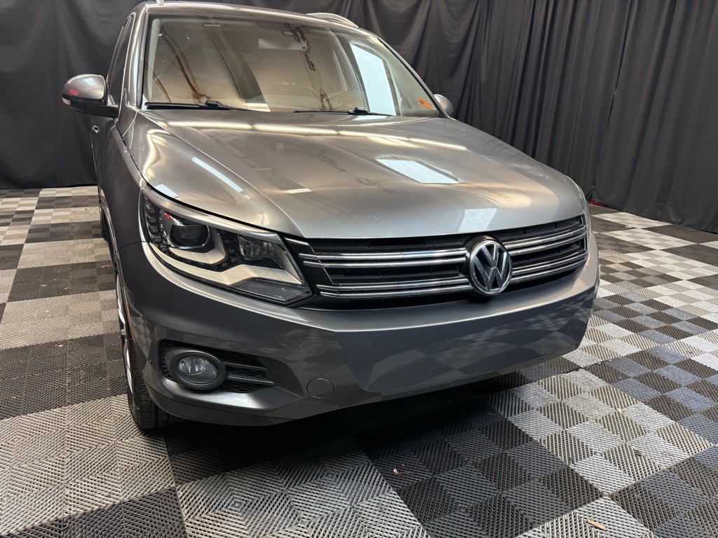 2016 Volkswagen Tiguan Image 1