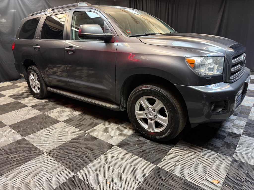 2016 Toyota Sequoia Image 4