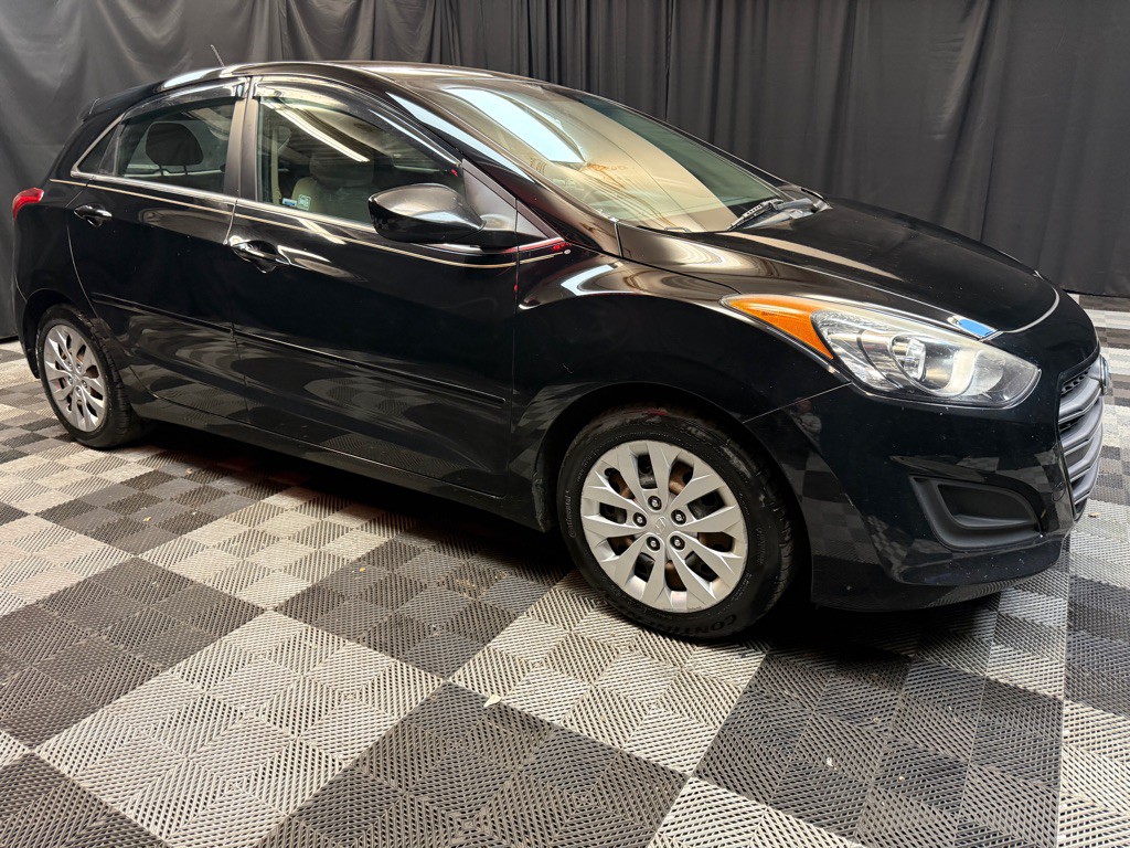 2016 Hyundai Elantra Image 5