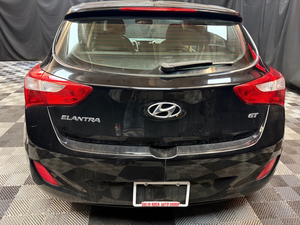 2016 Hyundai Elantra Image 6