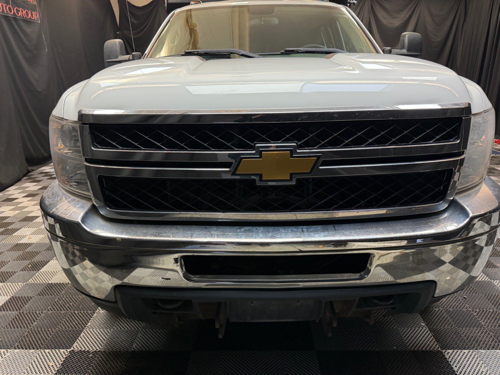 2014 Chevrolet Silverado 1500 Image 2