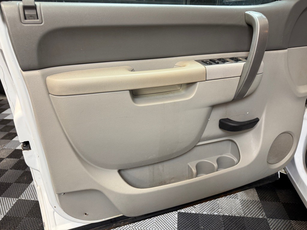 2014 Chevrolet Silverado 1500 Image 12