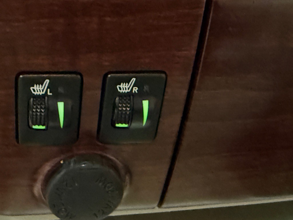 2013 Toyota Sienna Image 10