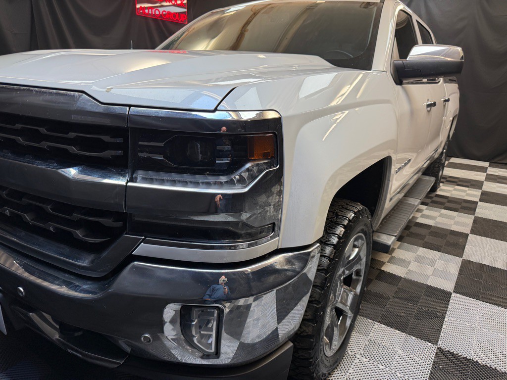 2018 Chevrolet Silverado 1500 Image 3