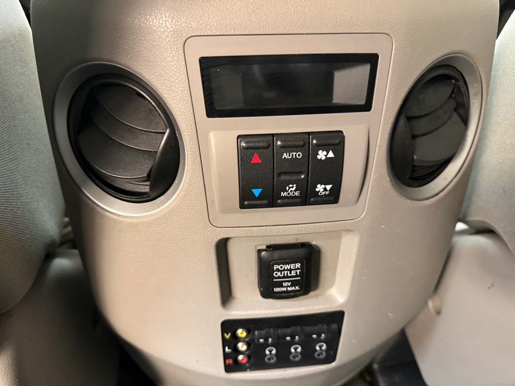 2015 Honda Pilot Image 15