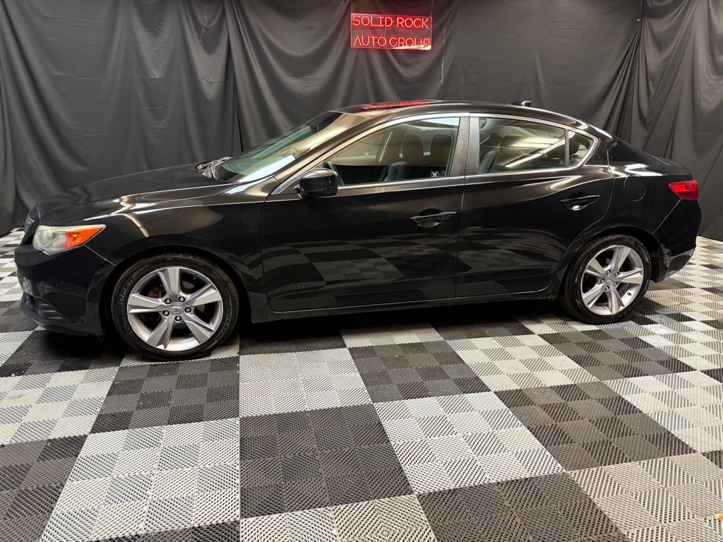 2013 Acura ILX Image 5