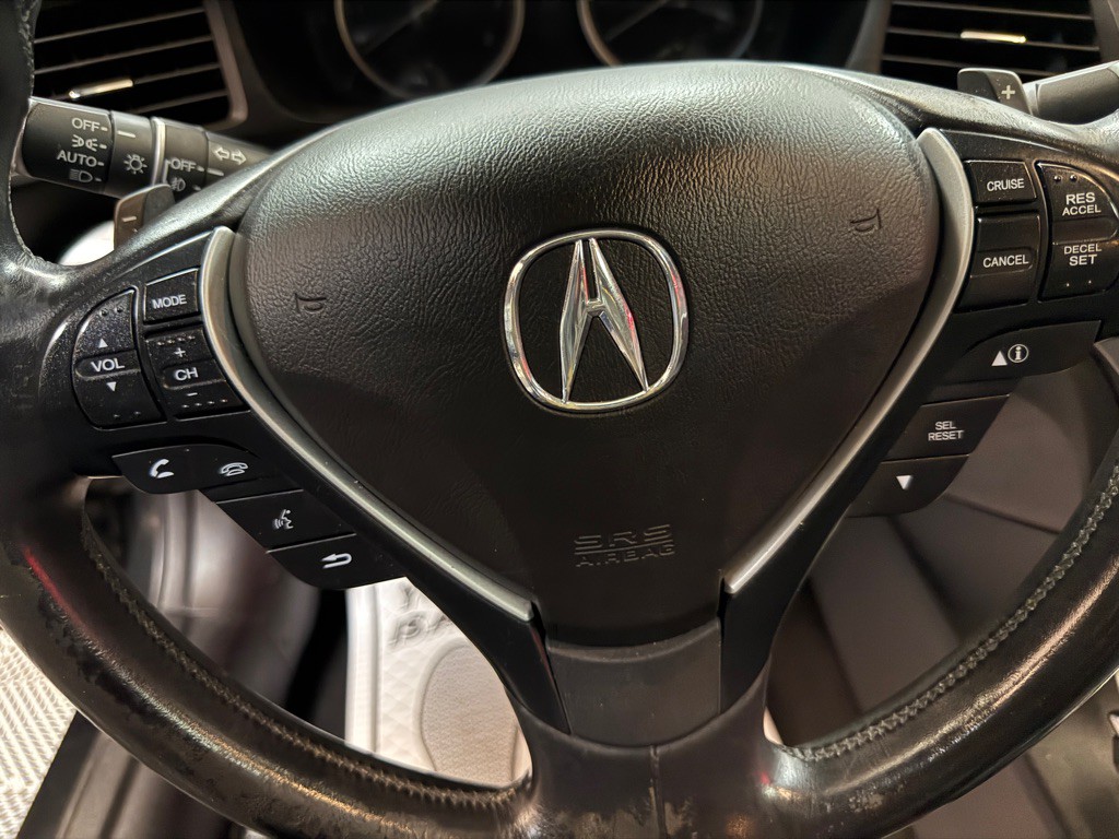 2013 Acura ILX Image 10