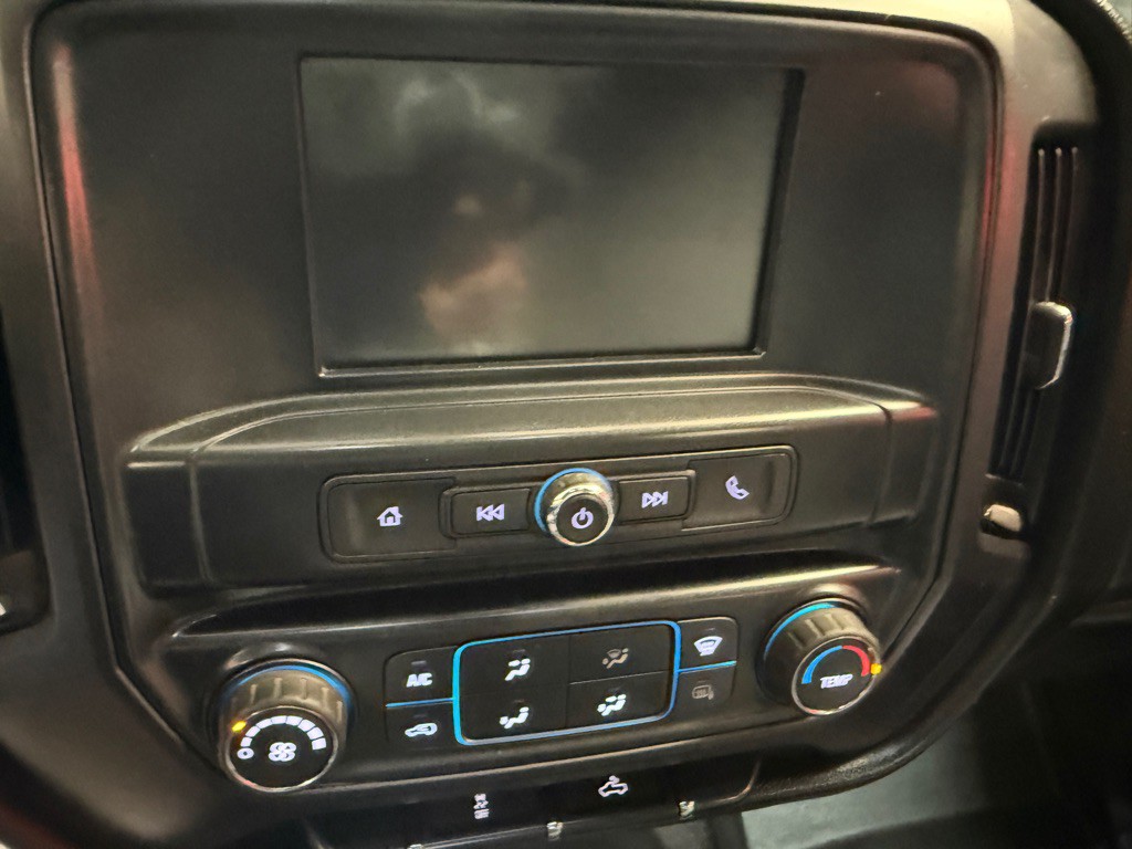 2018 Chevrolet Silverado 1500 Image 12