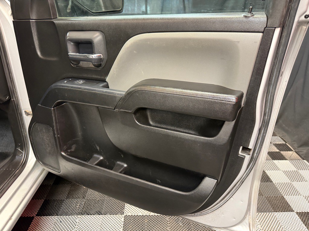 2018 Chevrolet Silverado 1500 Image 17