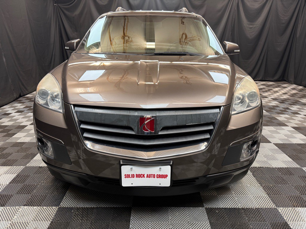 2010 Saturn Outlook Image 2