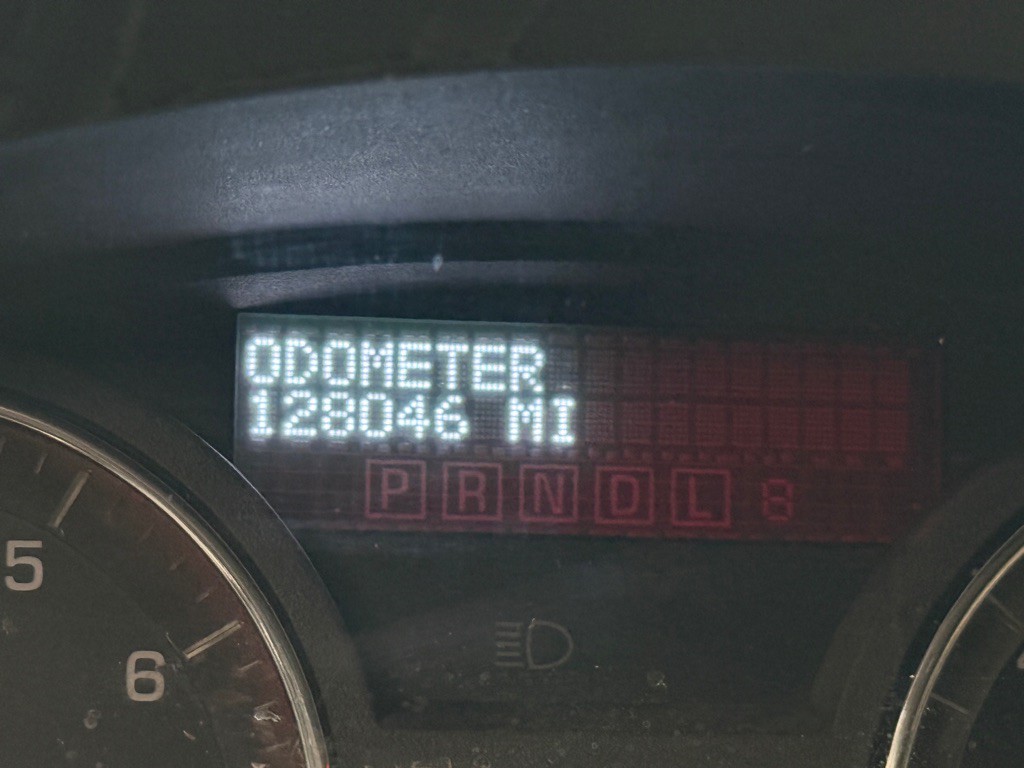 2010 Saturn Outlook Image 9