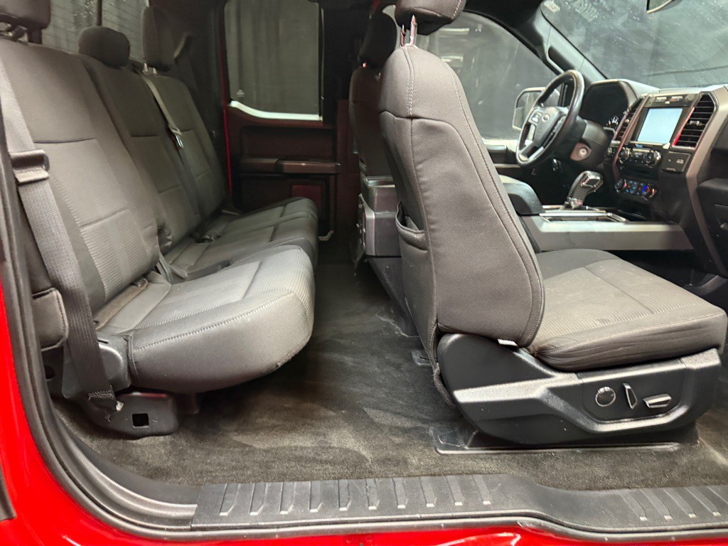 2015 Ford F-150 Image 21