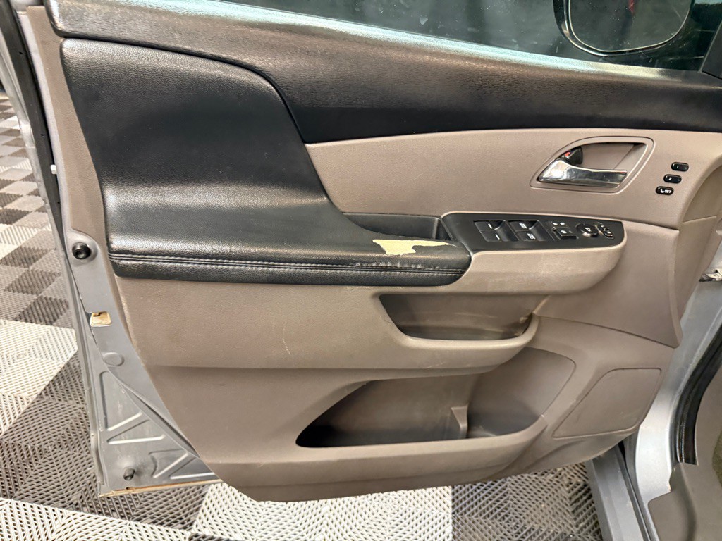 2016 Honda Odyssey Image 15