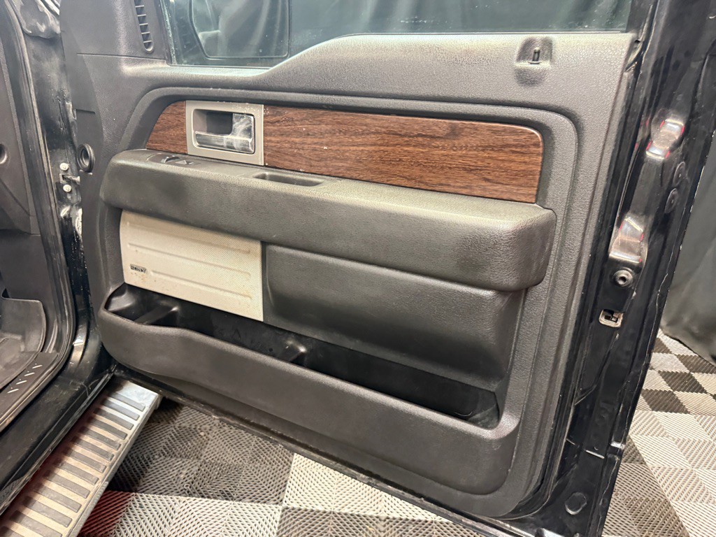 2014 Ford F-150 Image 19