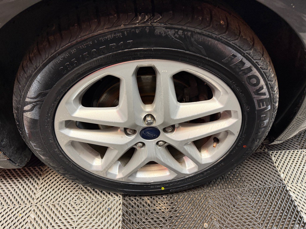 2016 Ford Fusion Image 19