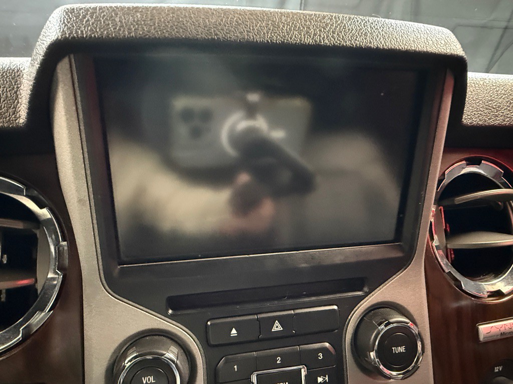 2015 Ford F-250 Image 12