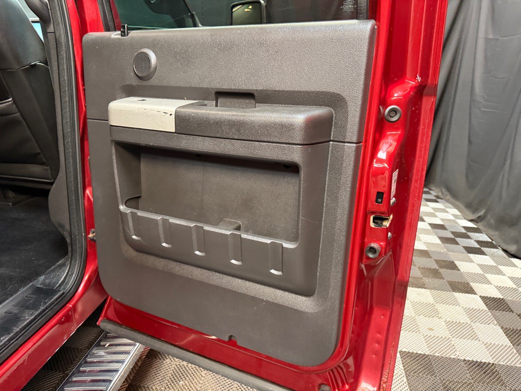 2015 Ford F-250 Image 18