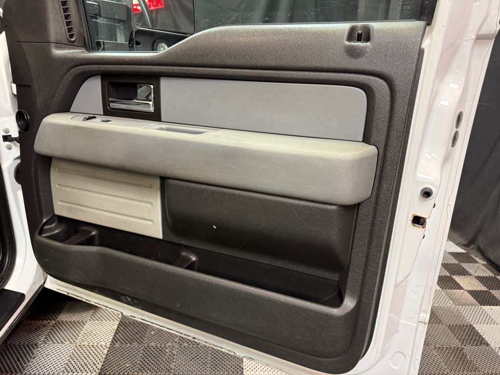 2014 Ford F-150 Image 20