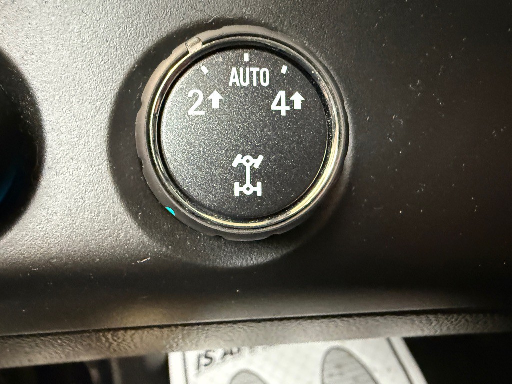 2016 Chevrolet Tahoe Image 9