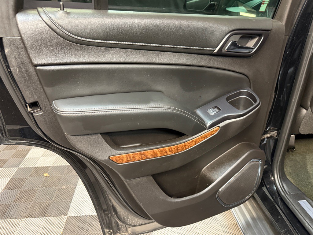 2016 Chevrolet Tahoe Image 18