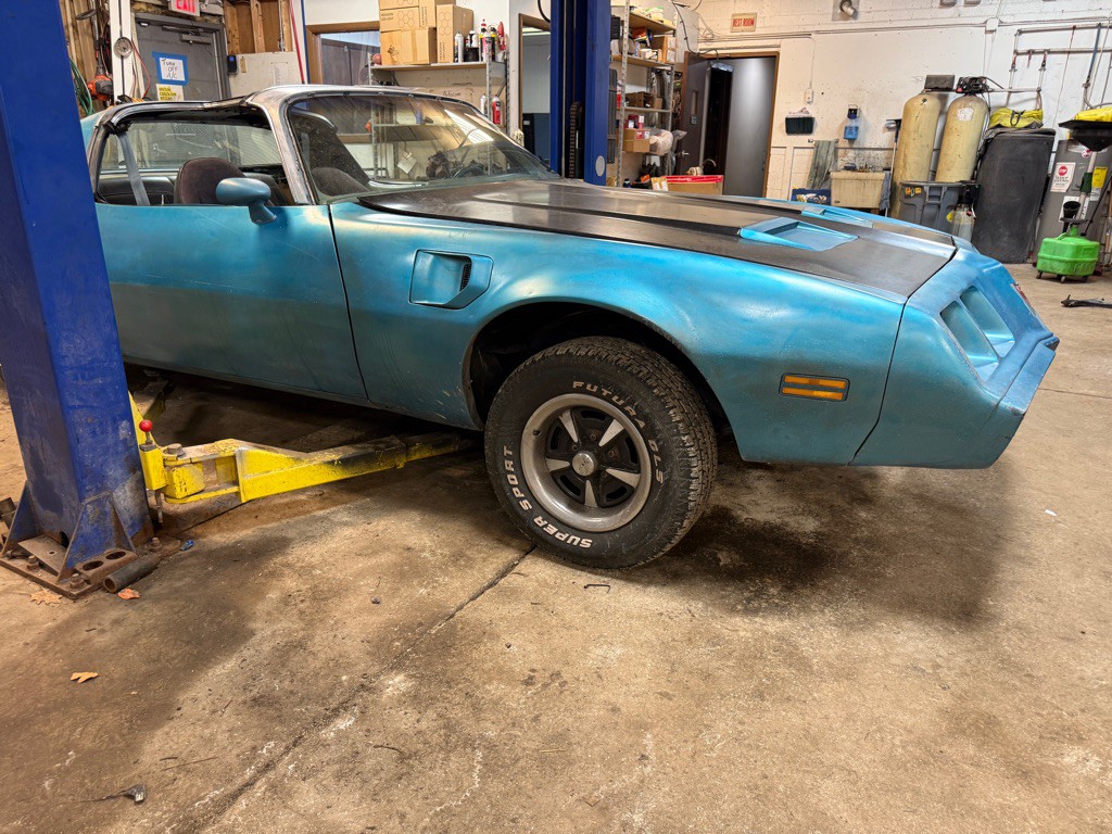 1979 Pontiac Firebird Image 3