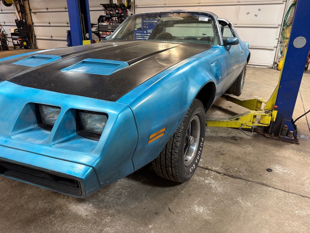 1979 Pontiac Firebird Image 4