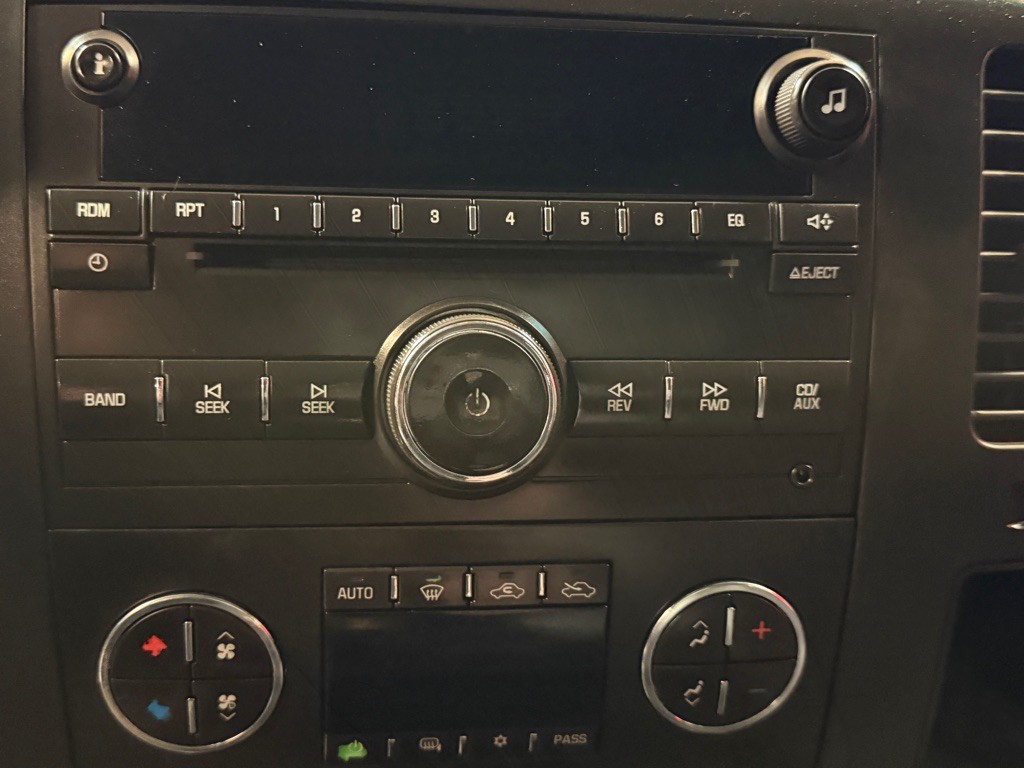 2013 Chevrolet Silverado 1500 Image 11