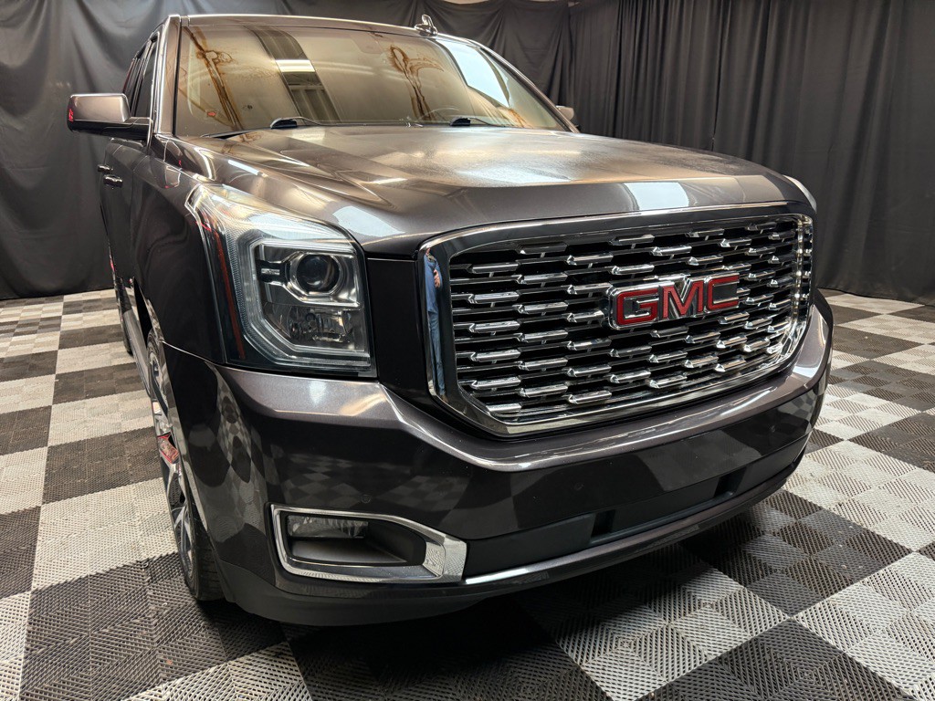 2017 GMC Yukon Image 1