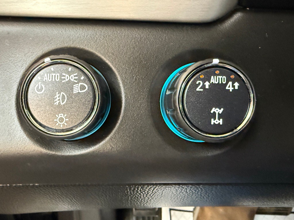 2017 GMC Yukon Image 8