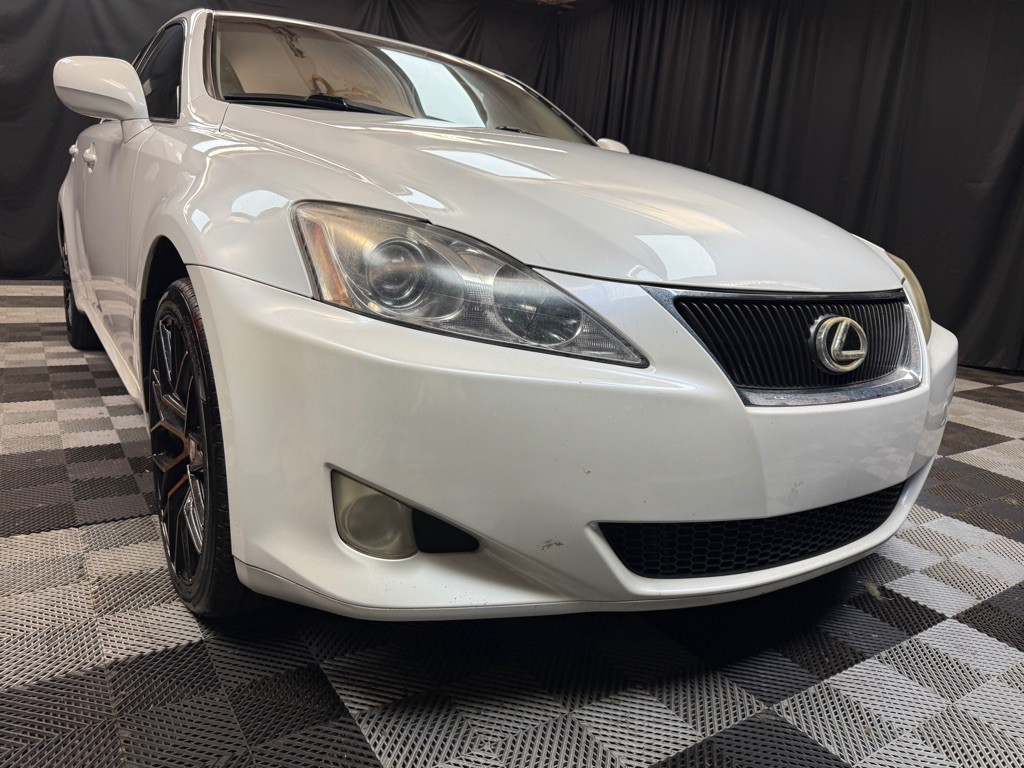 2008 Lexus IS Image 1