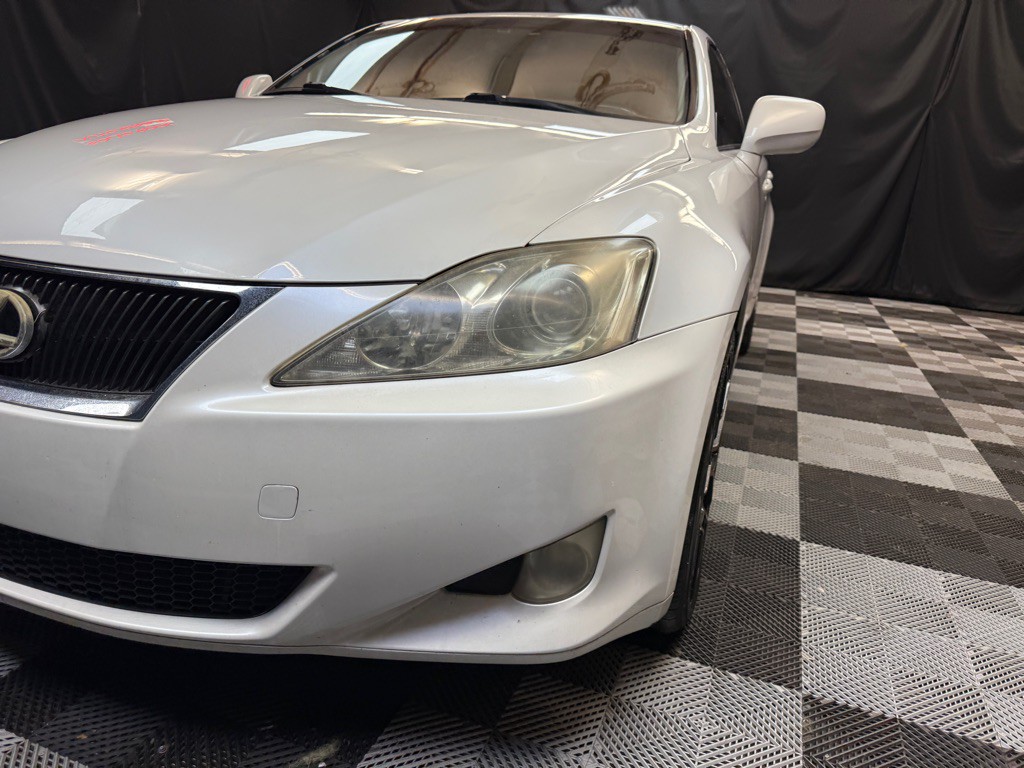 2008 Lexus IS Image 3