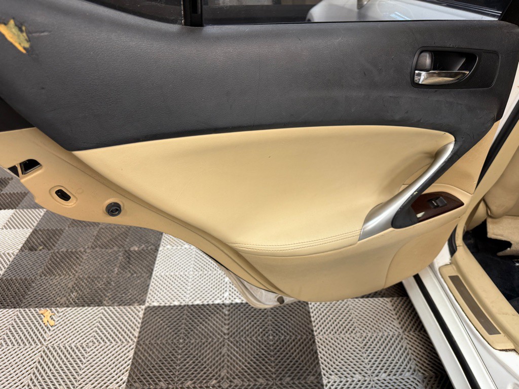 2008 Lexus IS Image 17